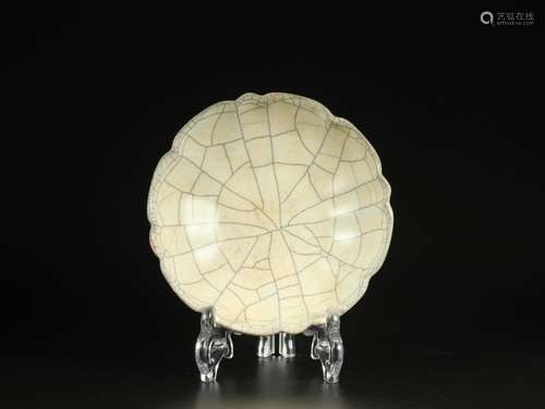 : the elder brother of glaze flower discSize: 5.5 cm diamete...