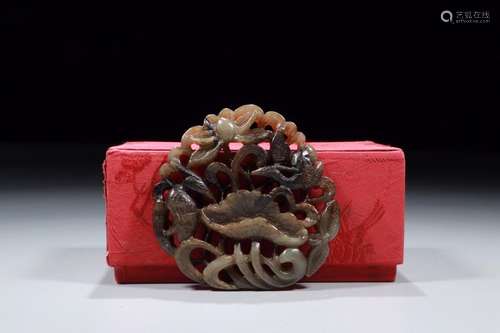 : ancient jade spirit jade birdSize: 8.3 cm wide and 8.8 x 1...