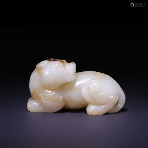 Lie, hetian jade beast furnishing articles, size: 9.7 * * * ...