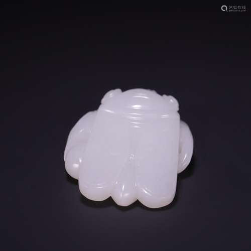 , hotan Bai Yuchan, size: 5.3 * * * * 3.9 2.2 cm, weight 49 ...