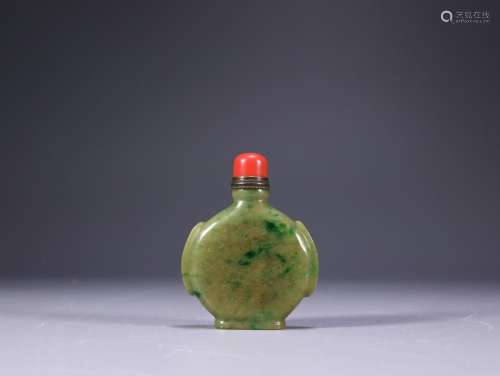 Jade prose snuff bottleSize: 4.8 * 1.3 * 6.1 cm 56 g.