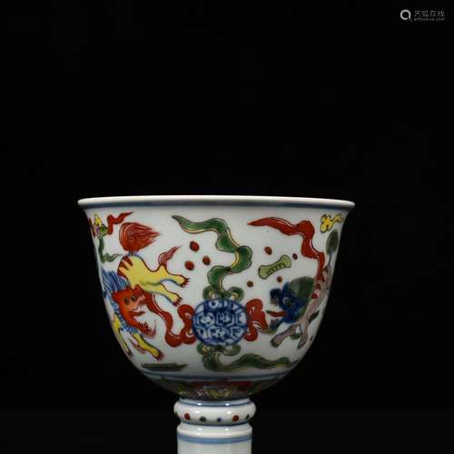 Blue and white color lion roll silk footed cup 15 * 12 cm