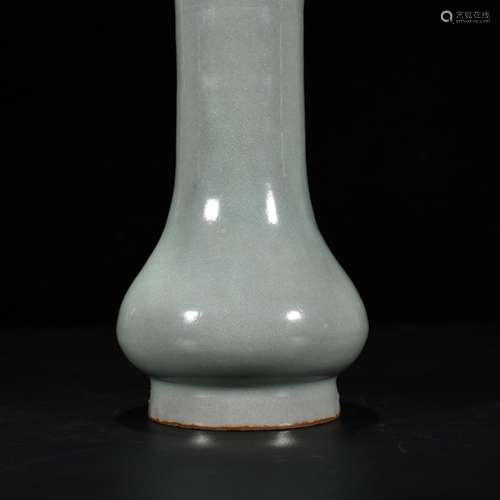 Longquan celadon powder blue glaze wear a bottle 20 * 9 cm