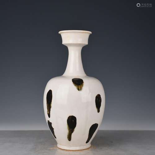 Xing kiln porcelain point spot antique vase is an antique an...