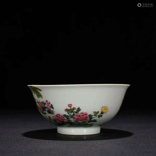 Pastel flowers crane green-splashed bowls 7 x 15 cm