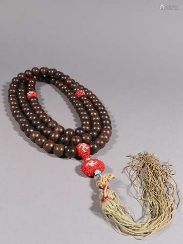 Chen xiang 108 beads.Specification: bead diameter 1.56 cm we...