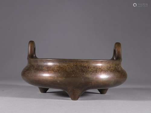 The old copper ears incense burnerSpecification: high 8.5 16...