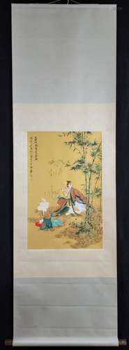 Chang gold paper figure of a man heart size 68 x 44 cm verti...