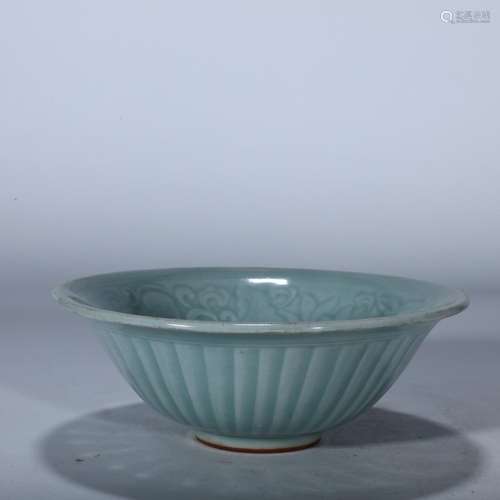 Your kiln the lad lotus bowl.Size 6 high 17.5 cm wide