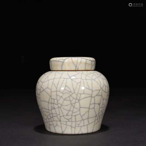 Chenghua elder brother kiln day word jar of 9 * 9 cm