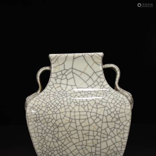 The elder brother of the glaze ruyi ear vase with 23 * 19 cm