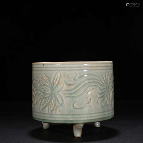 Left without shadow blue glazed carved flower grain casket f...