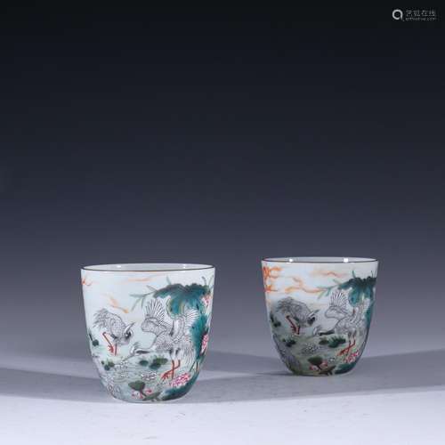 The colored enamel lotus crane grain cup a coupleSpecificati...