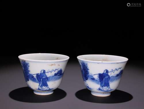 Stories of blue and white cups a pairSpecification: high 5 c...