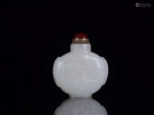 : hetian jade panasonic cross snuff bottlesSize: 5.5 cm wide...