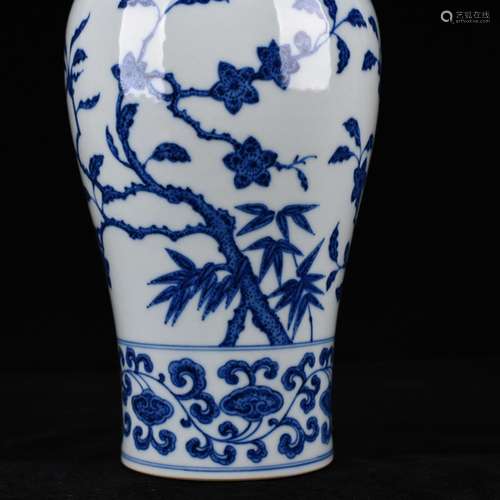 Blue and white flower grain mei bottles of antique vases, an...