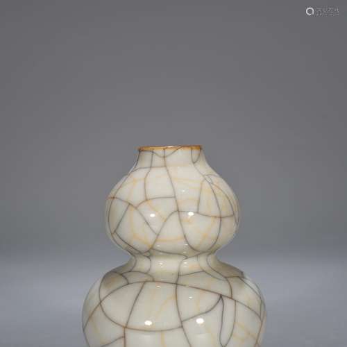 Chenghua elder brother kiln gourd bottle 14 x 8 cm