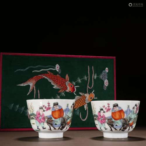 A Pair of Famille-rose Character Story Cups