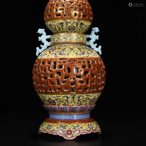 Colored enamel hollow-out the gourd bottle antique vases, an...