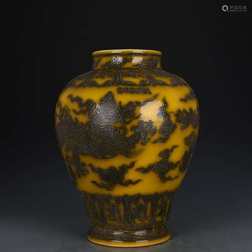 Yellow glaze dragon grain tank in brown antique antique anci...