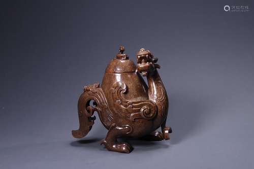 Wine: ancient jade swan linesSize: 19 cm width 12 cm high 18...