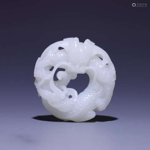 : hetian jade dragon grain wallSize: 5.9 cm in diameter, 2 c...