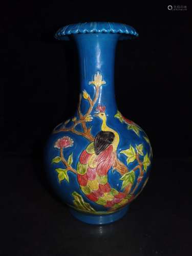 , high-relief hand-painted powder enamel bottle of a couple