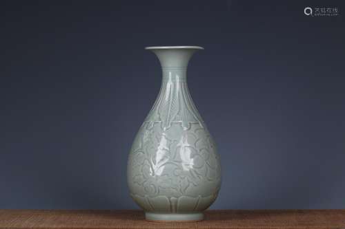 , longquan d-cut okho spring bottle (source g antique shops)...