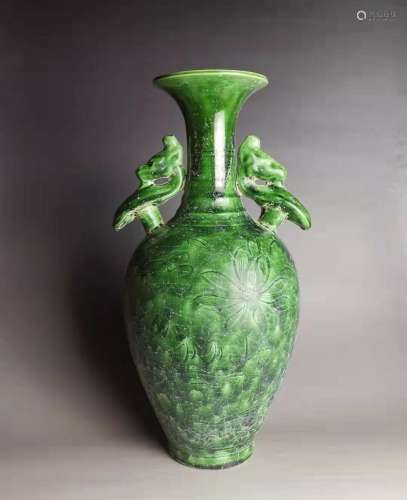 Rare Chinese porcelain Song Ding kiln green glaze flower des...