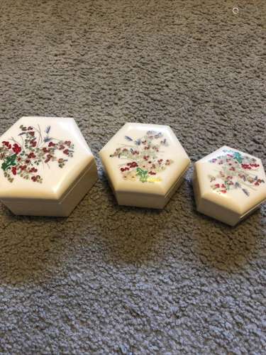 Vintage Chinese Nesting Boxes handpainted