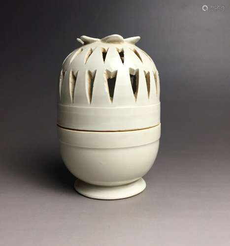 Rare Chinese porcelain Ding kilns white glaze flower design ...