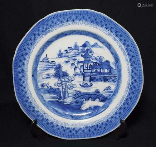 Antique Chinese Porcelain Dinner Plate c1800