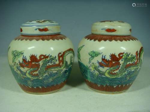 Beautiful chinese dou-cai porcelain pots