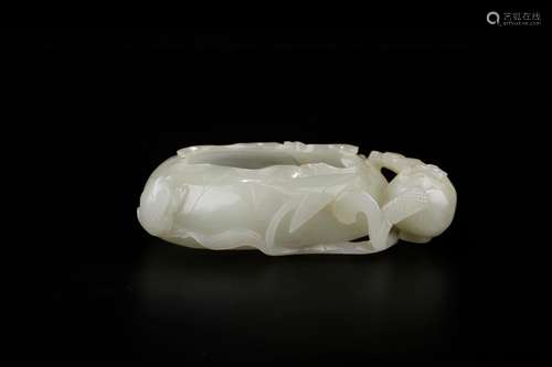 , hotan jade lotus pond waterSize: 13 x 8 x 4 cm weight: 234...