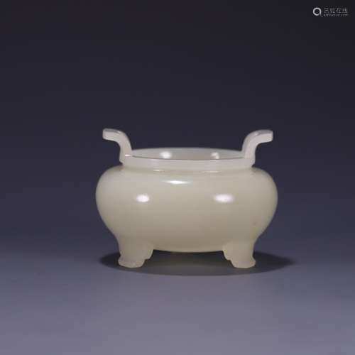 of hetian jade bridge ear three-legged furnace, the quality ...