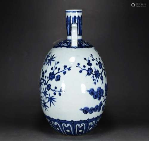 Big blue shochiku MeiWen on bottles28 cm high 21 cm in diame...