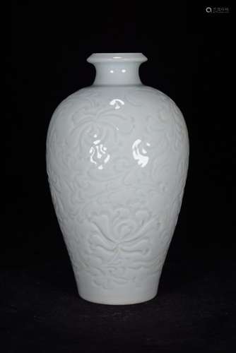 Shadow blue glaze dark left kiln carved the lotus flower gra...