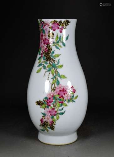 Pastel wisteria flowers and grain29 cm diameter 15 cm tall