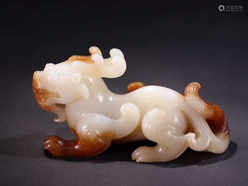 Benevolent jade carving ancient jade to ward off bad luck.Sp...