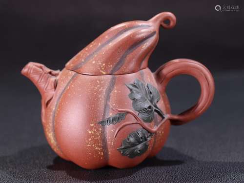 The old type purple sand melon teapot.Specification: high 10...