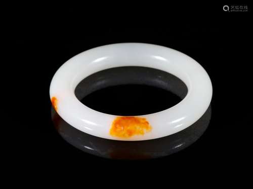 Hetian jade article round braceletSpecification: a coarse di...