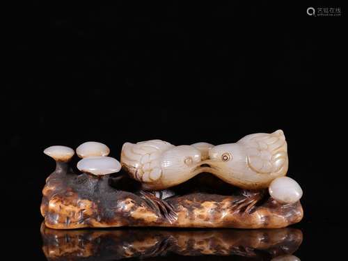 Ancient jade two birds mushroom furnishing articlesSpecifica...