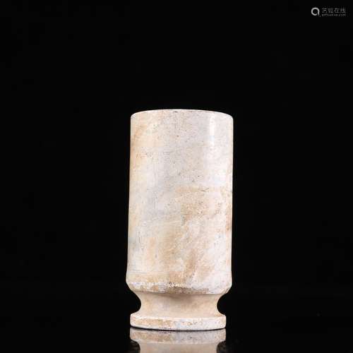 The ancient jade jade cupSpecification: high 7.8 3.9 diamete...