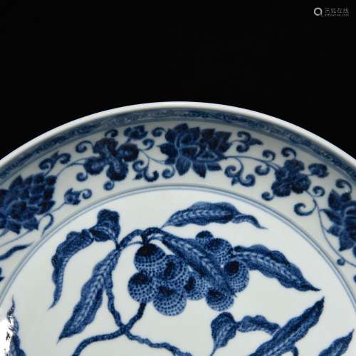 Blue and white flower fruit tray, 8 x 43,