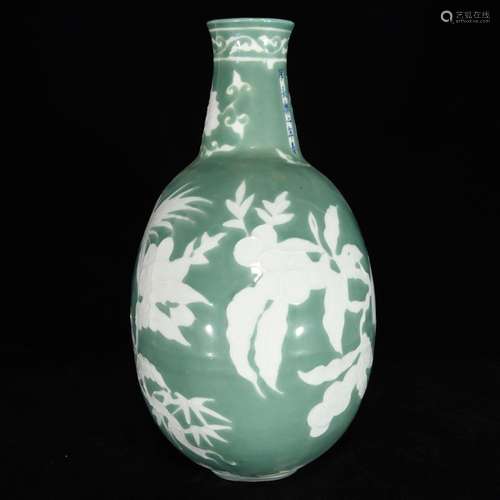 Green glaze white flowers and birds lines on bottles, 30 * 2...