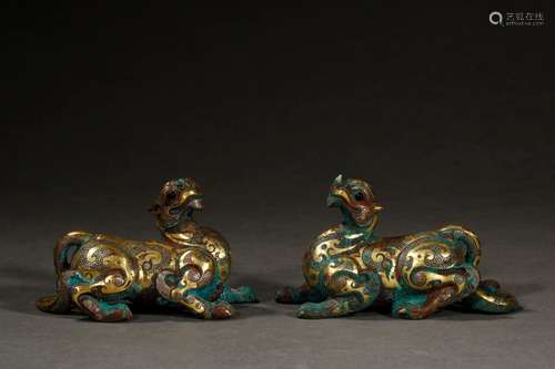 , benevolent place a pair of gold or silverSize, high 7 cm l...