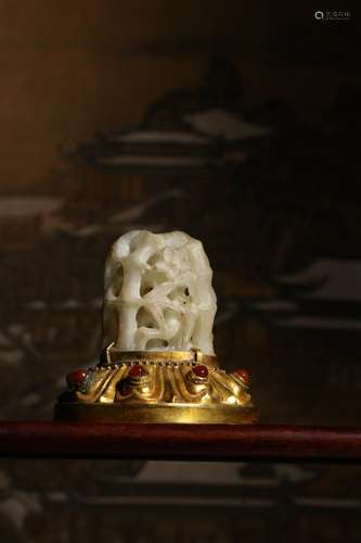 boutique: hetian jade and gold furnace potJade jade is exqui...