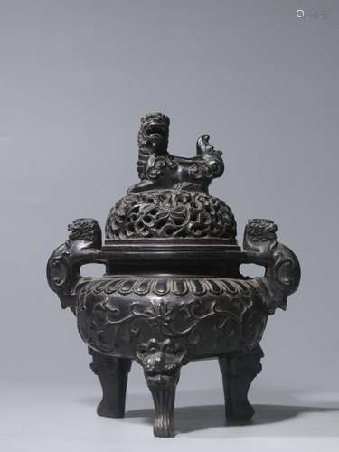 . Lobular rosewood carving lion button bound branch grain ea...