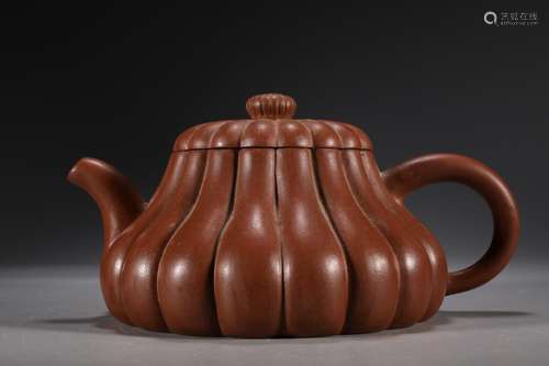 Purple sand melon teapotSize: 18 x 13 x 8.5 cm weighs 512 g.