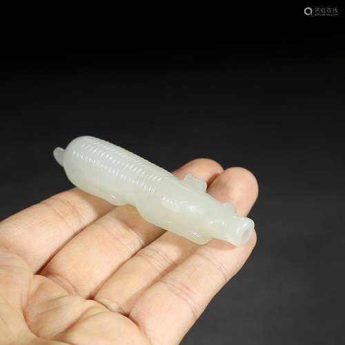 : hetian jade pigSpecification: long and 8.3 cm wide and 1.6...